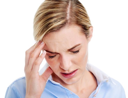 Bạn cần làm gì khi đau đầu, mất ngủ thường xuyên?